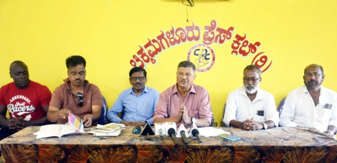 ಸರ್ಕಸ್ ಫ್ಯಾನ್ಸ್ ಫೇರ್‌ವೆಲ್ ಅಸೋಷಿಯೇಷನ್ ಅಧ್ಯಕ್ಷ ನಾಗೇಶ್ ಸುದ್ದಿಗೋಷ್ಠಿ